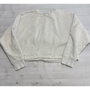 Athleta Women's heather grey cropped Crewneck Sweatshirt large